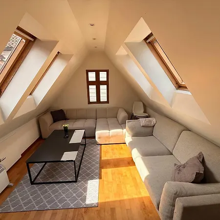 Historic In The Heart Of Bergen
